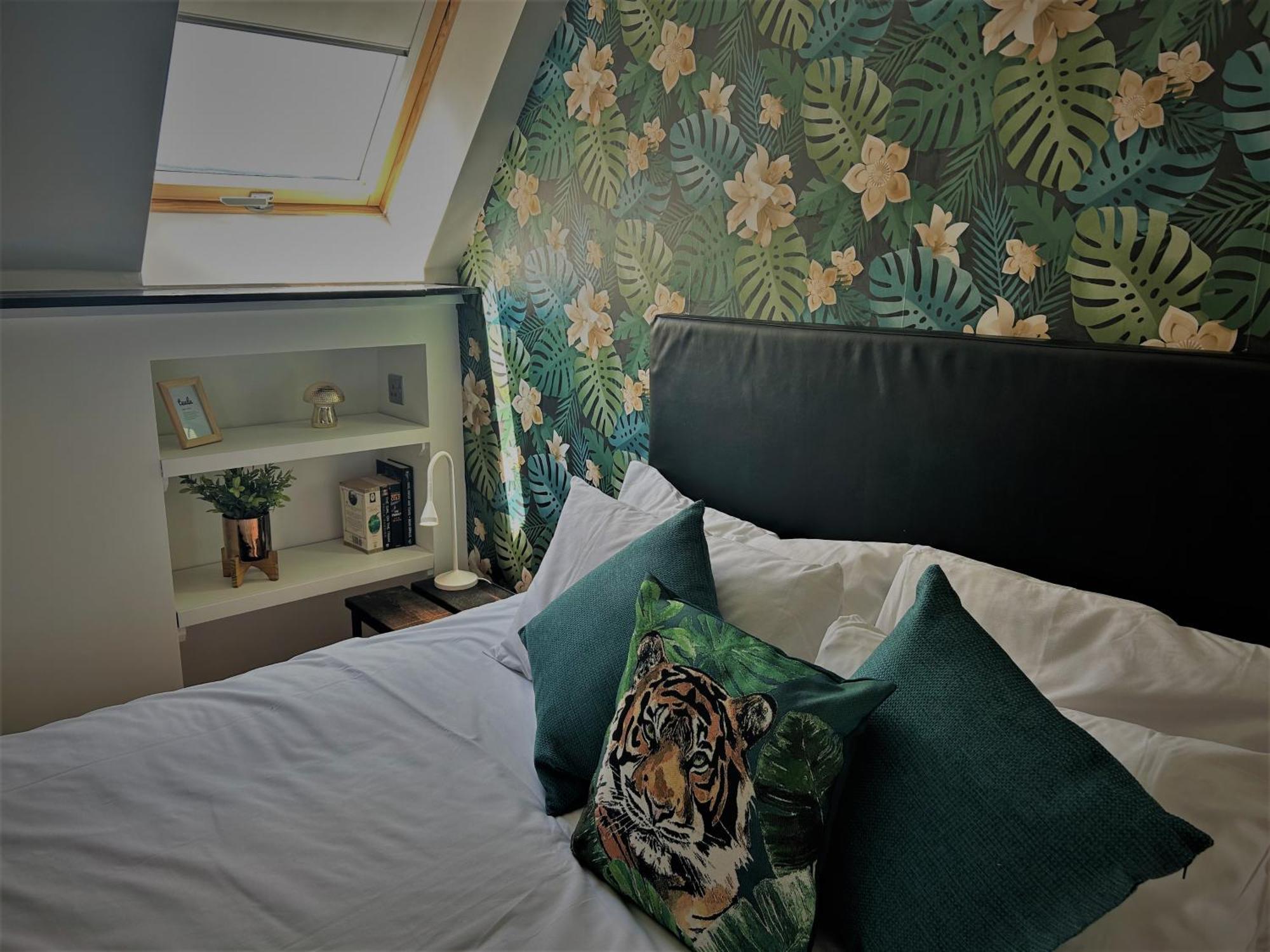 Cardiff Arms Bistro & Hotel Treorky Esterno foto
